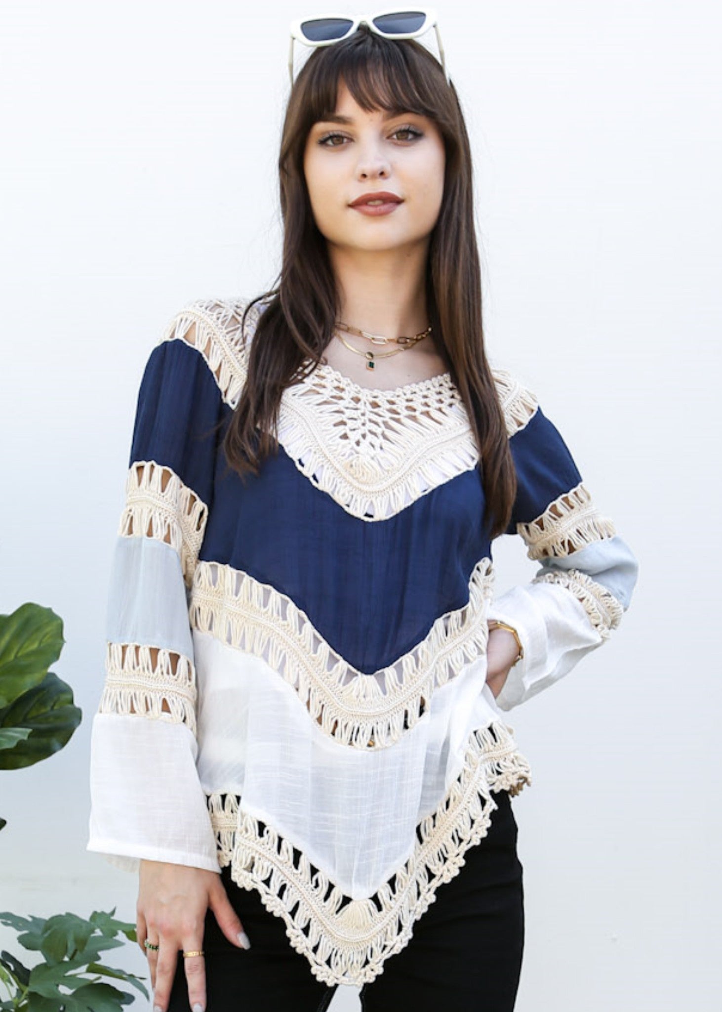 Batas de crochet con escote en V para el verano 