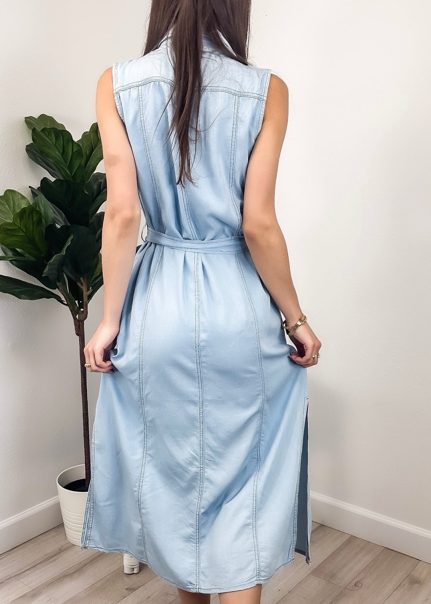 Vestido camisero sin mangas de mezclilla para mujer de Anna-Kaci, vestido de mezclilla con cuello vuelto, cintura atada y bolsillos