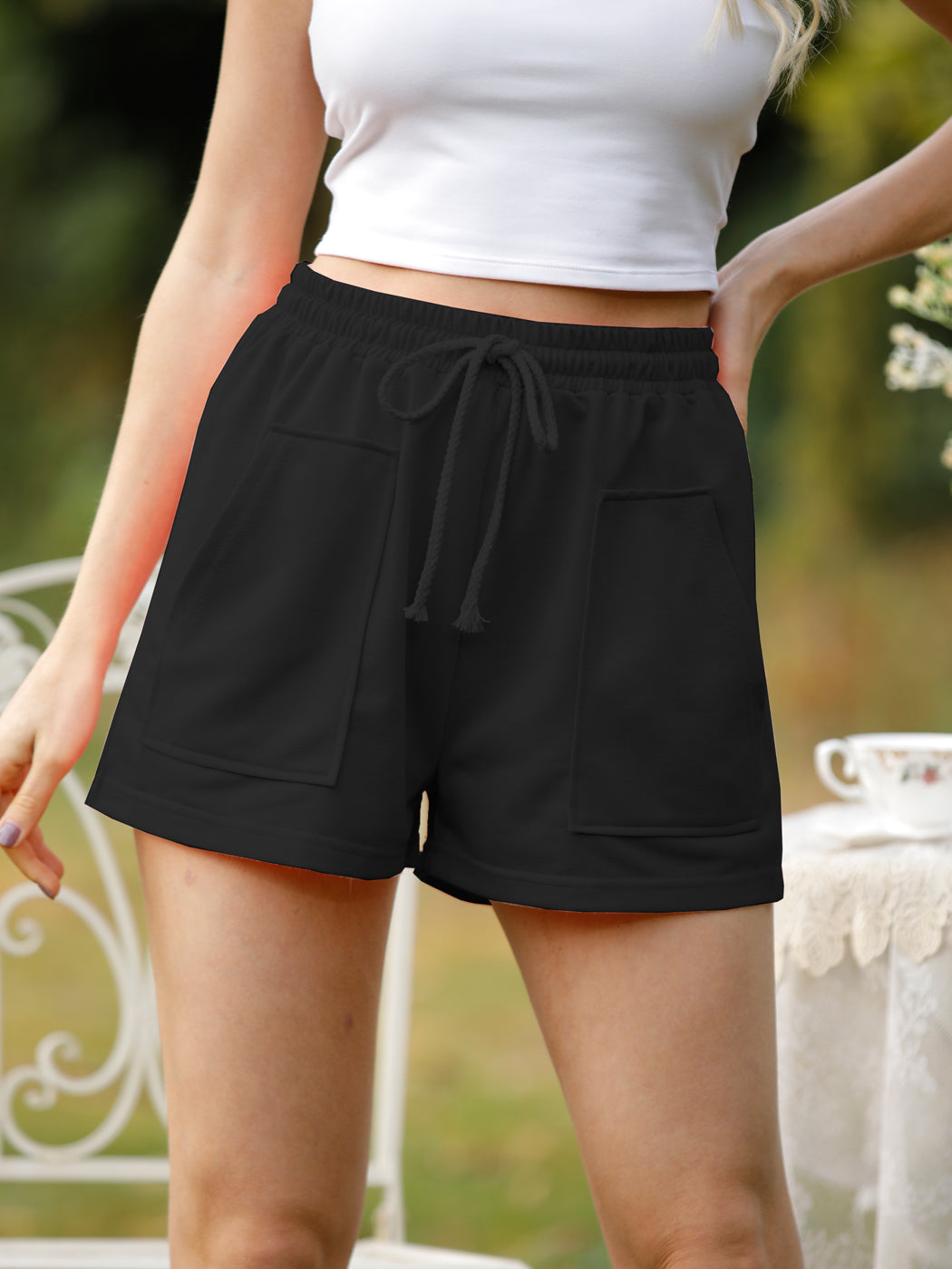 Casual loose plain elastic waist shorts sales