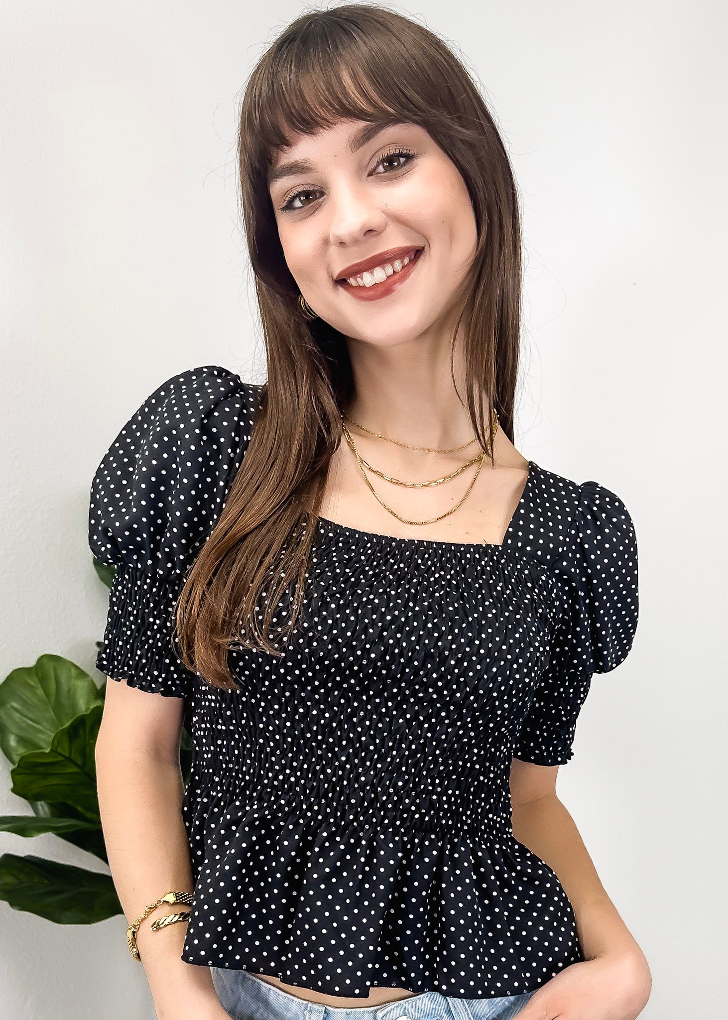 Blusa con cuello cuadrado fruncido y mangas con volantes para mujer de Anna-Kaci