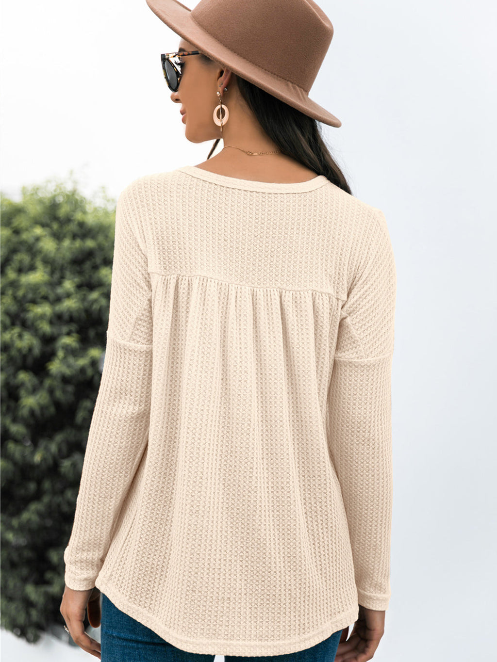 Blusa babydoll con cuello en V y mangas largas de punto gofre con volantes para mujer de Anna-Kaci