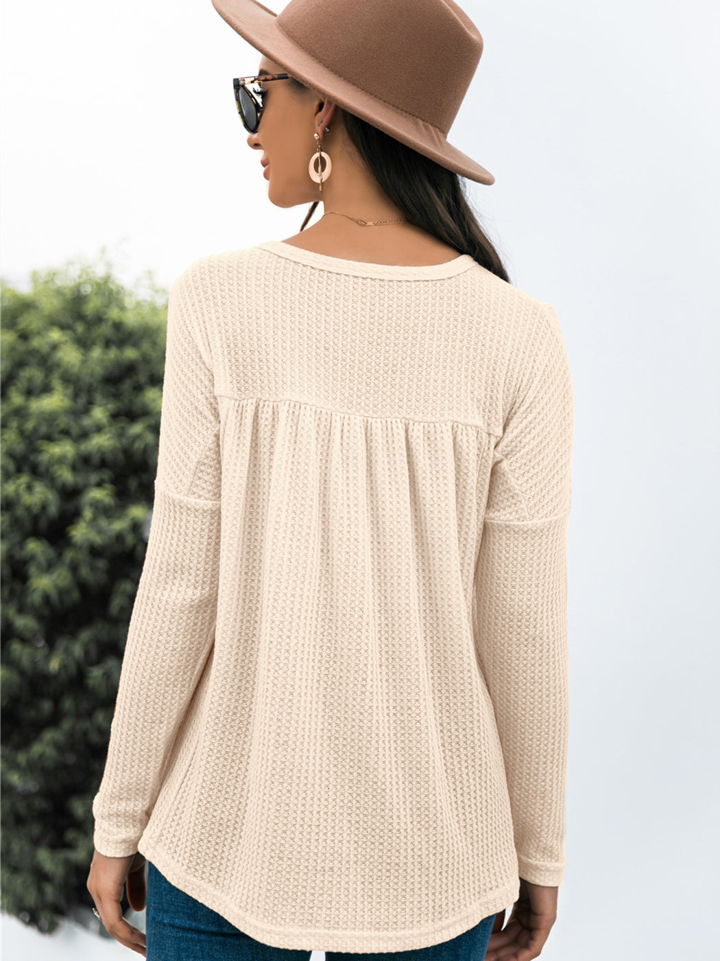 Blusa babydoll con cuello en V y mangas largas de punto gofre con volantes para mujer de Anna-Kaci