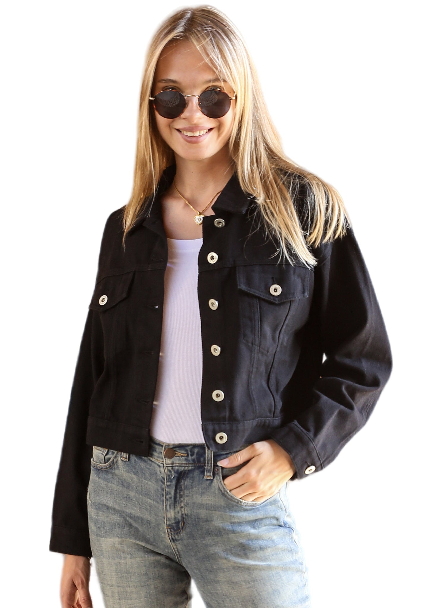 Chaqueta vaquera corta con botones y bolsillos