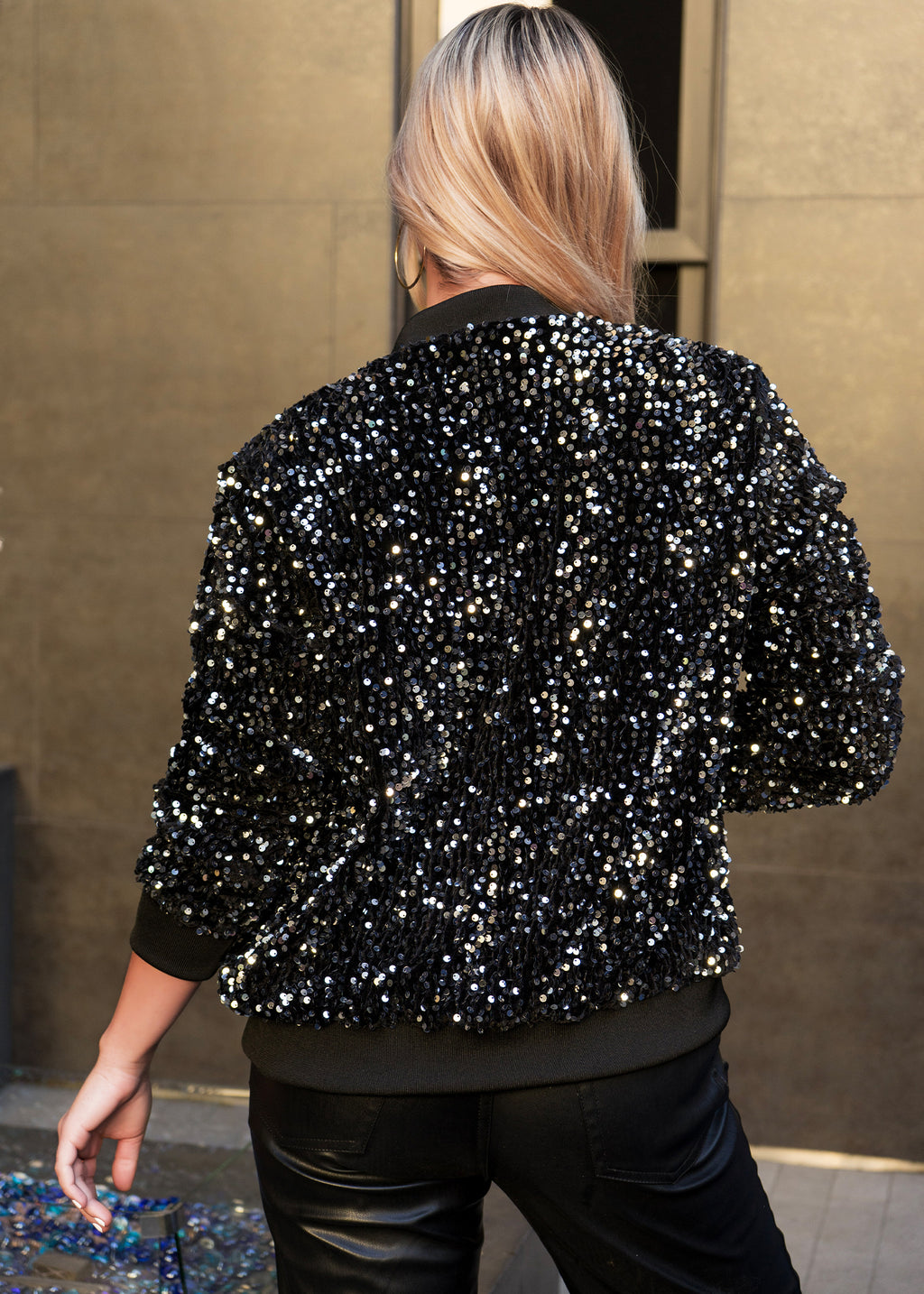 Chaqueta de mujer Anna-Kaci con lentejuelas brillantes, mangas largas con purpurina, cremallera frontal y puños acanalados